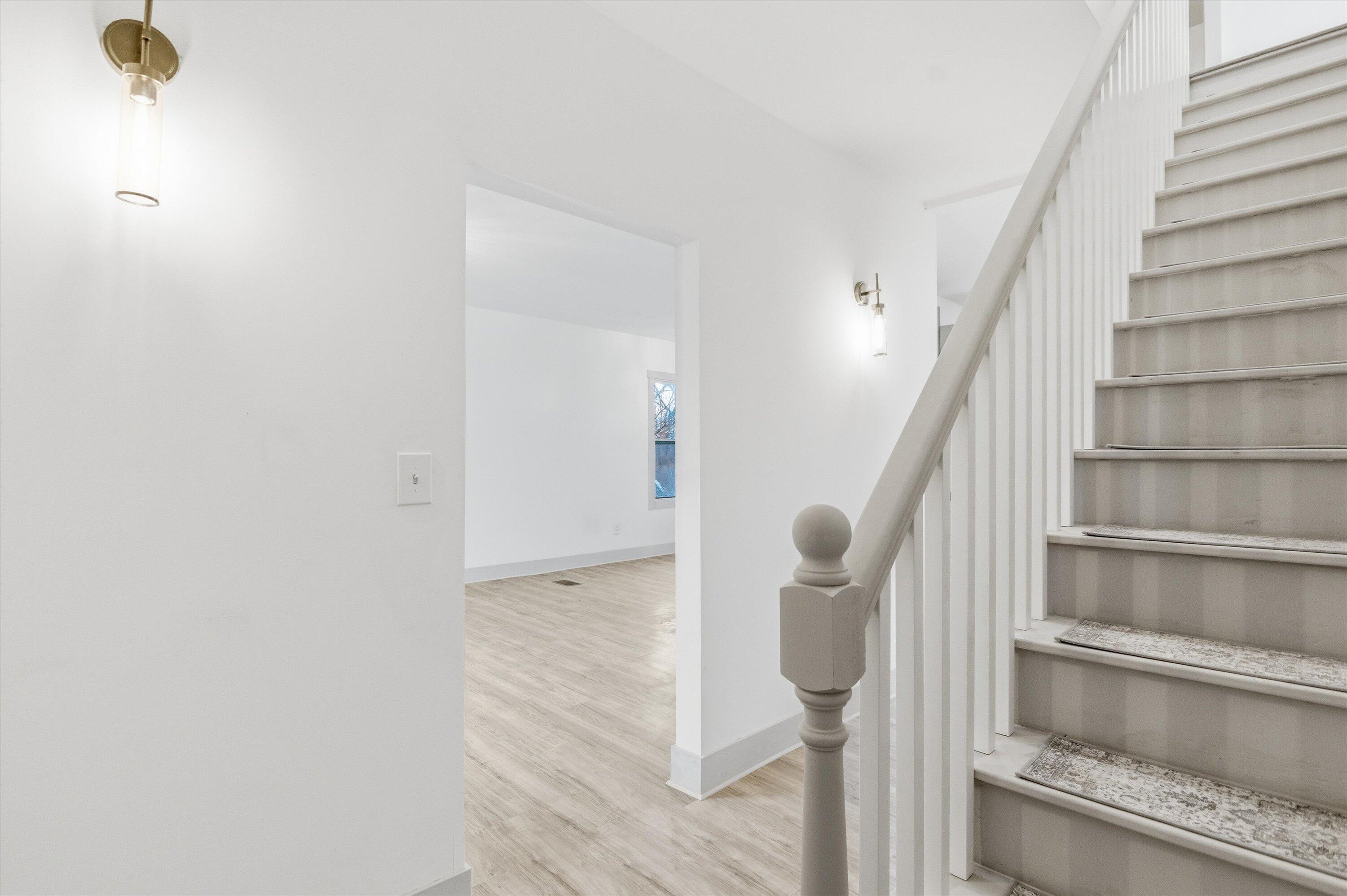 2708 Hooker Street Detroit, MI 48208 - Photo 3 of 29 06-06