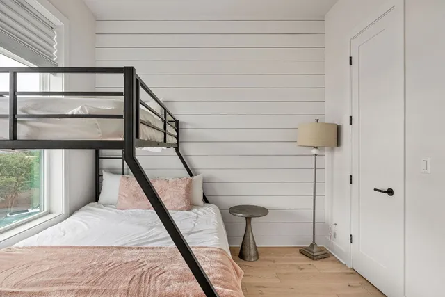 $950,000 | 13410 Galleria Circle, Austin, TX 78738