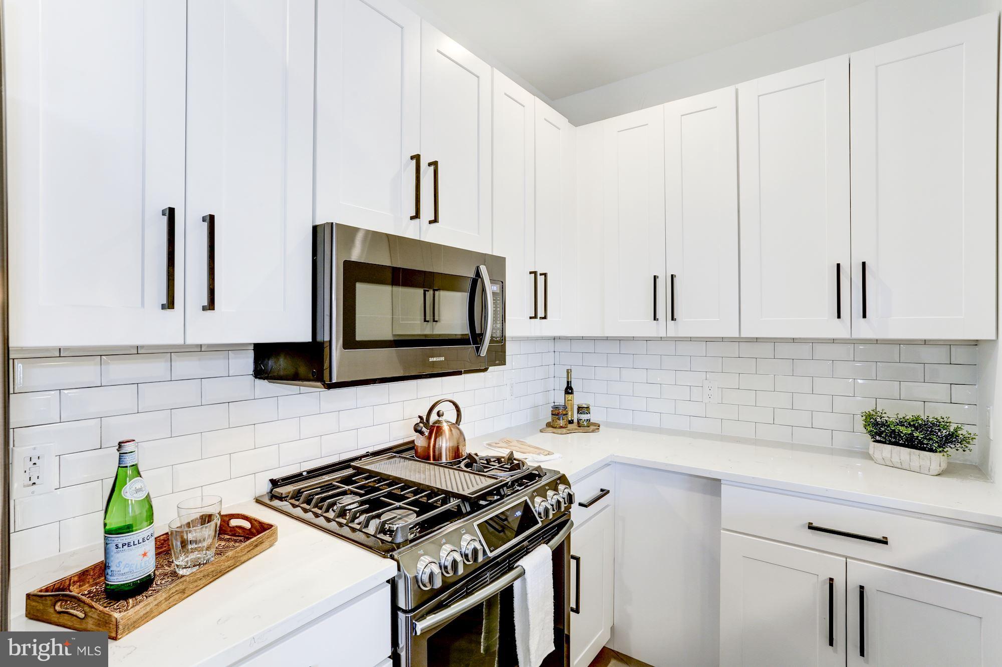 1402 H Street Northeast, Unit 202 Washington, DC 20002 - Photo 3 of 12 Kitchen