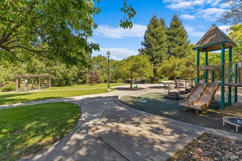 $699,000 | 1028 Addison Circle, Petaluma, CA 94952