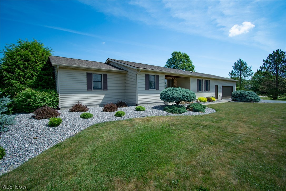 47964 Russia Road Amherst, OH 44001 - Photo 15 of 22 Gallery Image 15