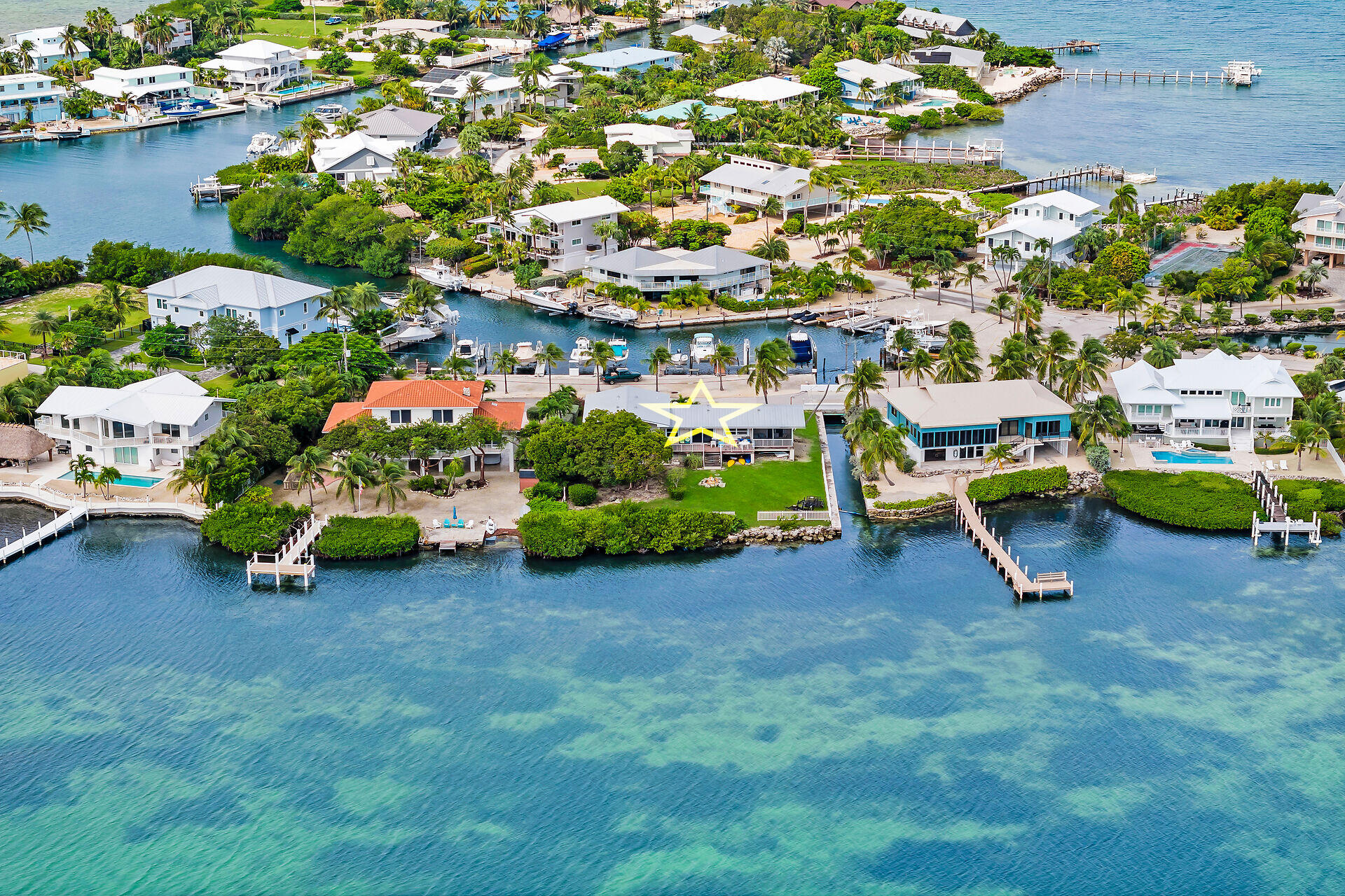 351 Stirrup Key Boulevard Marathon, FL 33050 - Photo 8 of 21 a view of a room with toys and plants