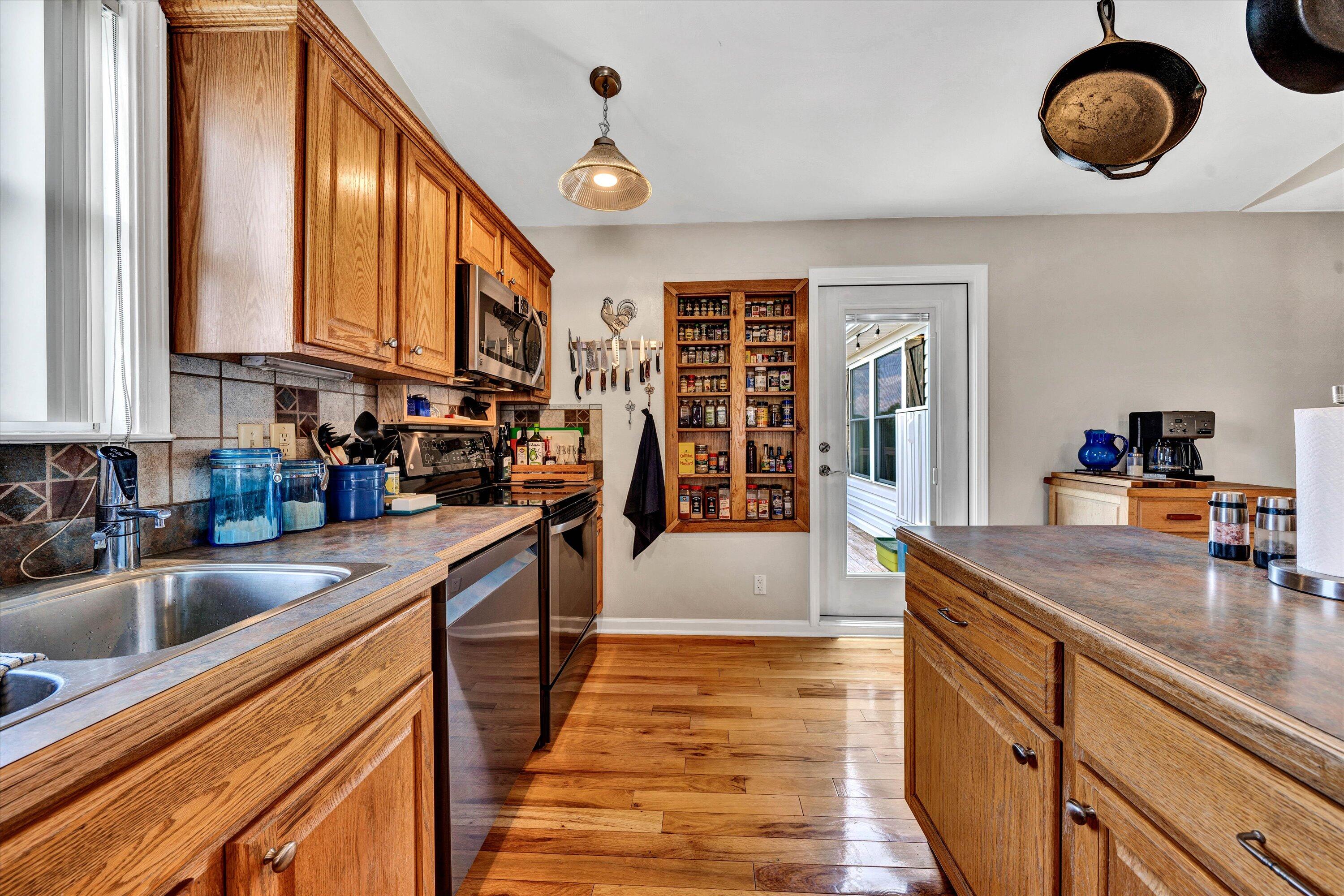 135 Borden Run Road Fincastle, VA 24090 - Photo 16 of 54 16-DSC00082