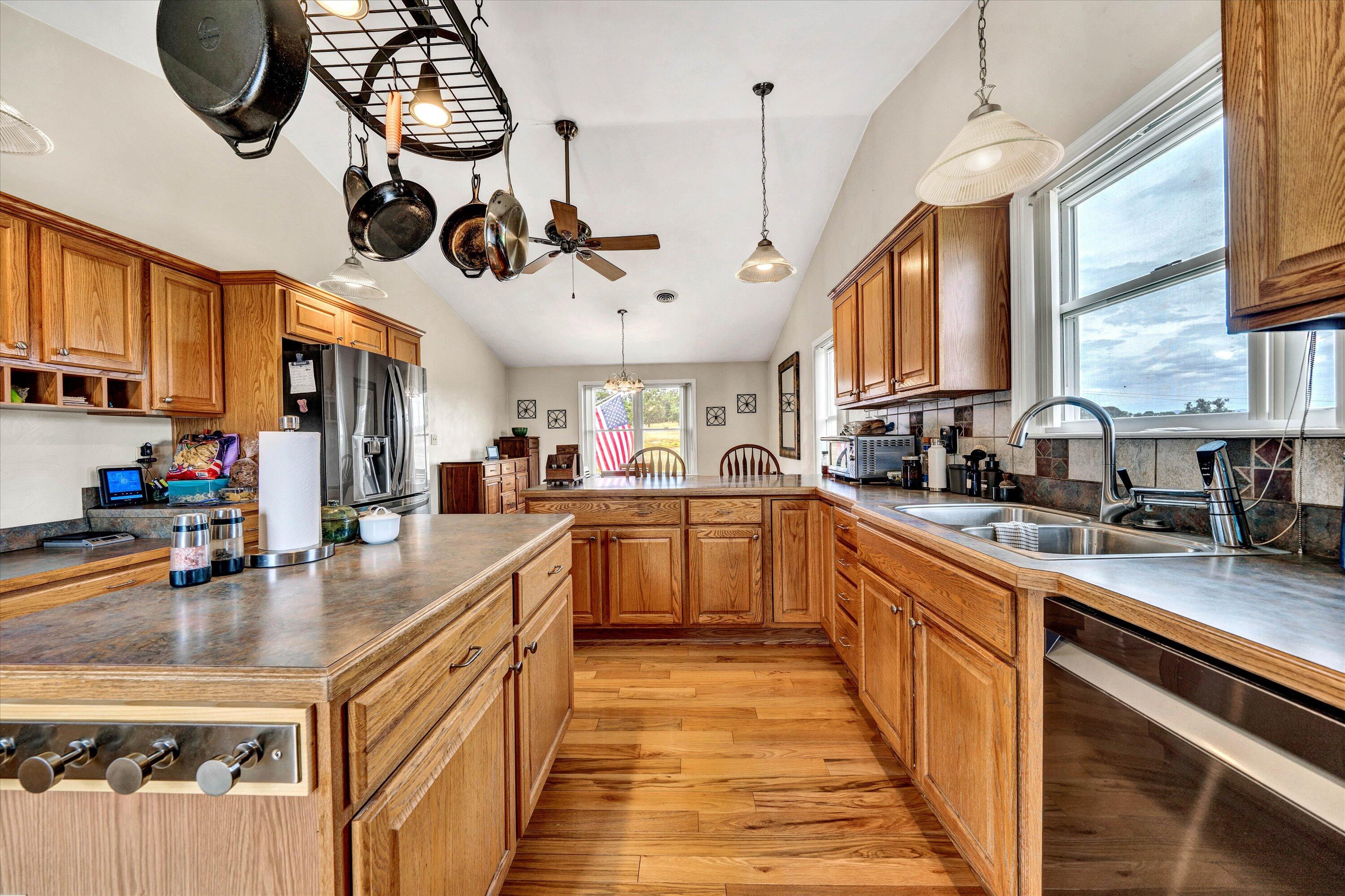 135 Borden Run Road Fincastle, VA 24090 - Photo 17 of 54 17-DSC00085