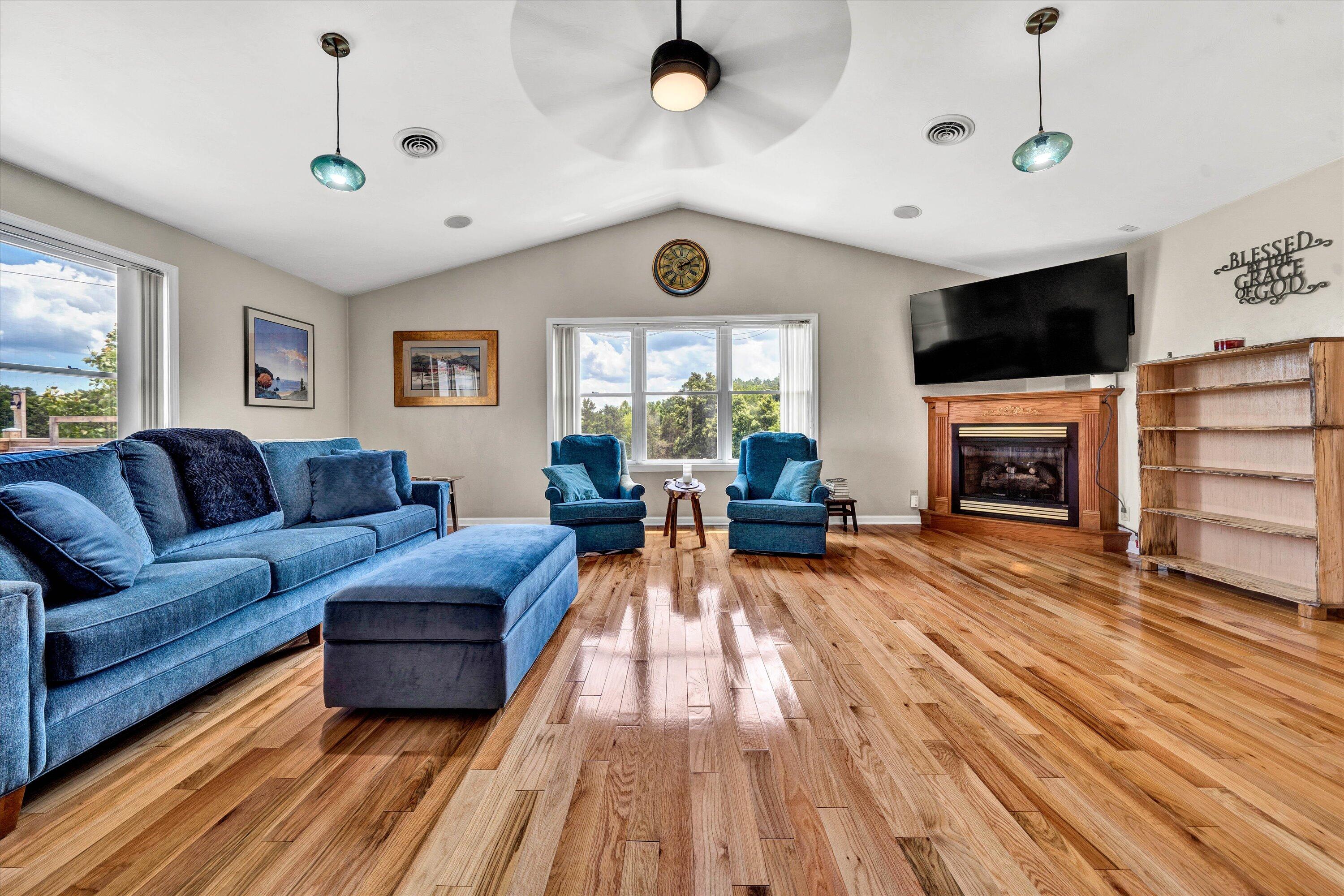 135 Borden Run Road Fincastle, VA 24090 - Photo 20 of 54 20-DSC00097