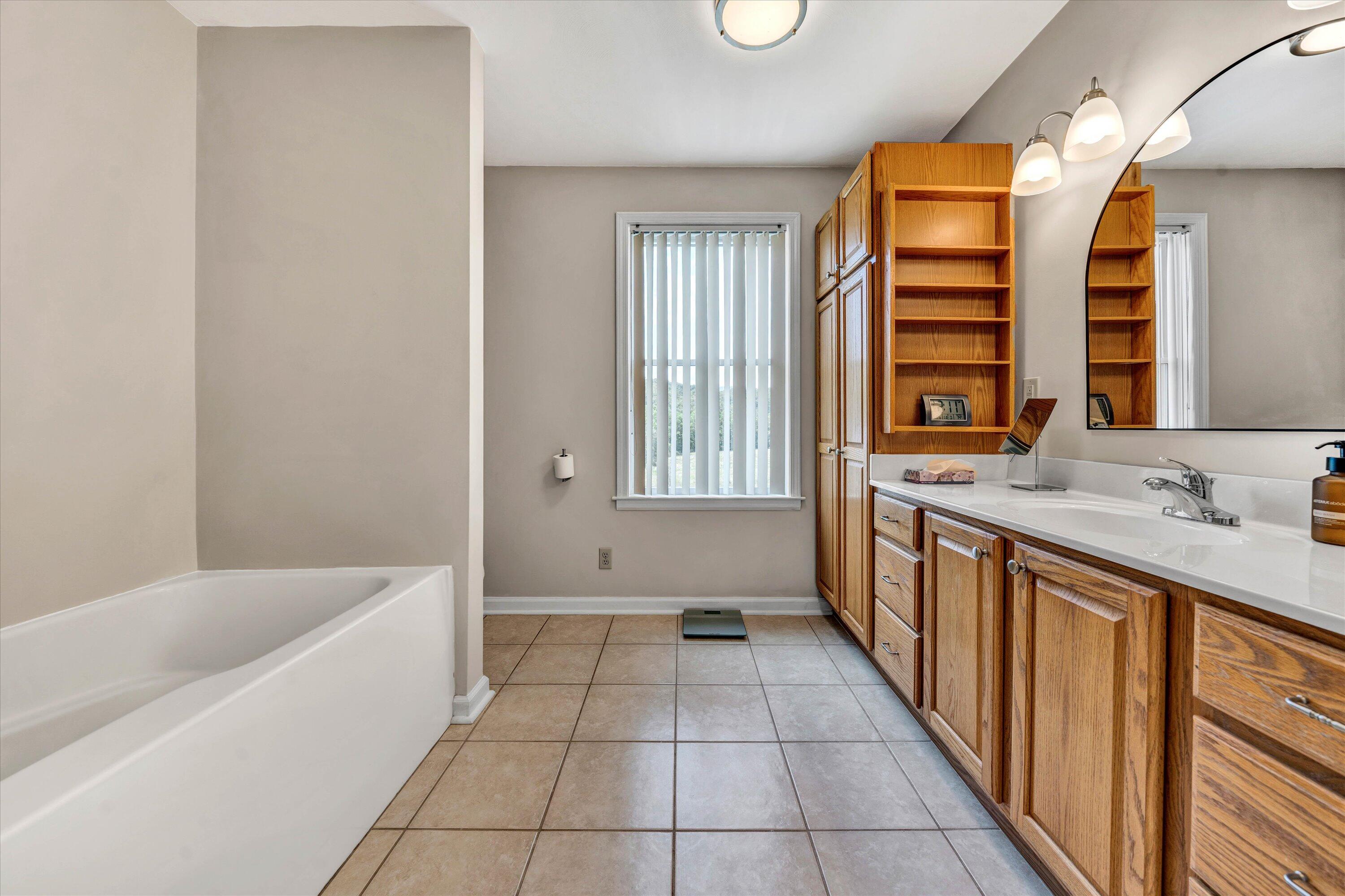 135 Borden Run Road Fincastle, VA 24090 - Photo 25 of 54 25-DSC00112