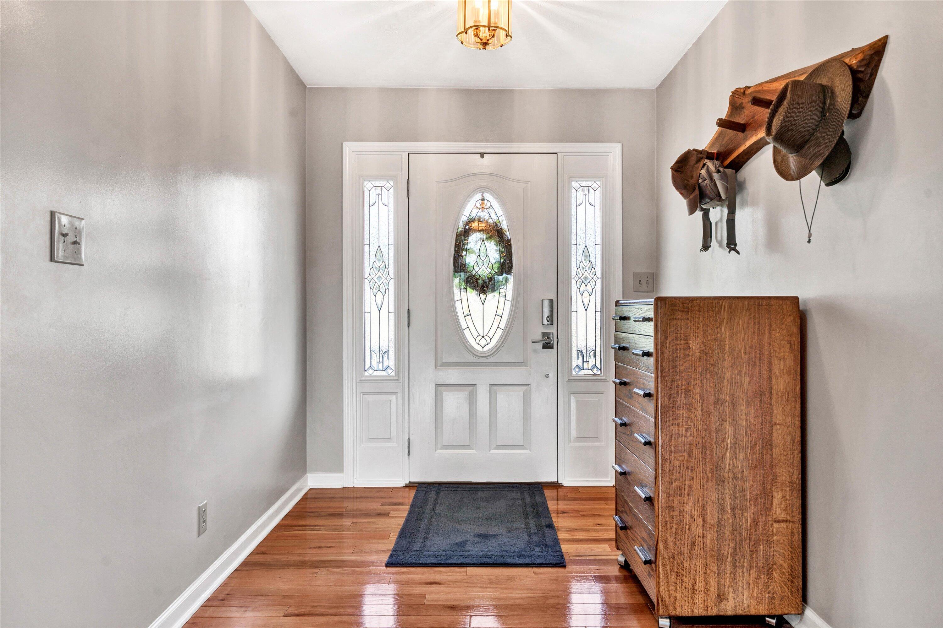 135 Borden Run Road Fincastle, VA 24090 - Photo 6 of 54 06-DSC00058