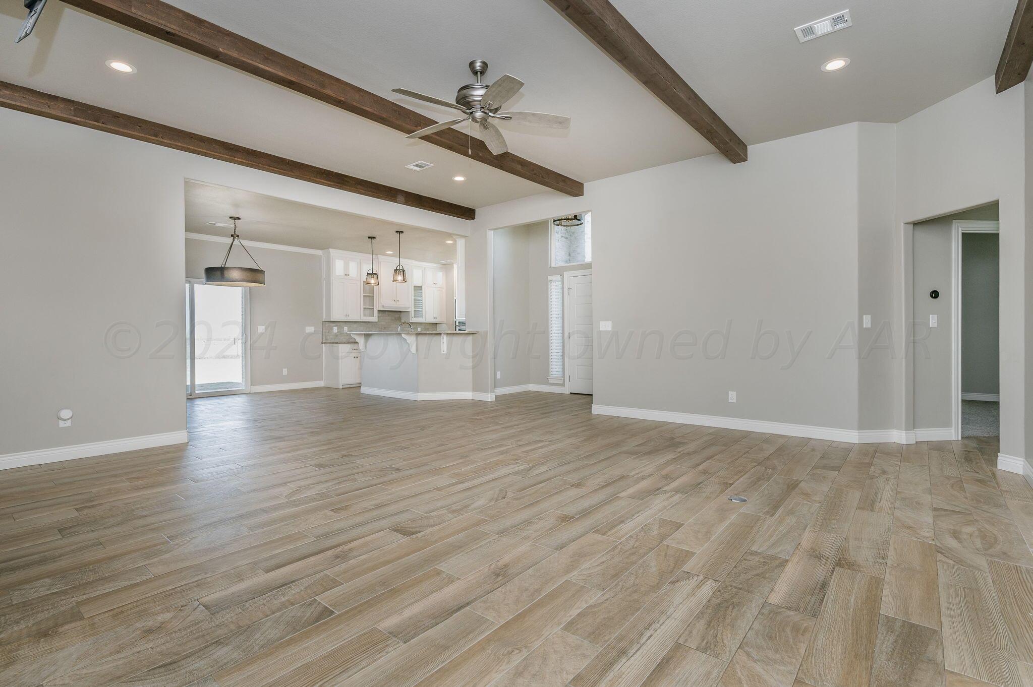 5350 South Blessen Road Amarillo, TX 79119 - Photo 6 of 29 Living Room-2