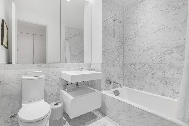 $9,999 | 15 West 61st Street, Unit 5D | Upper West Side