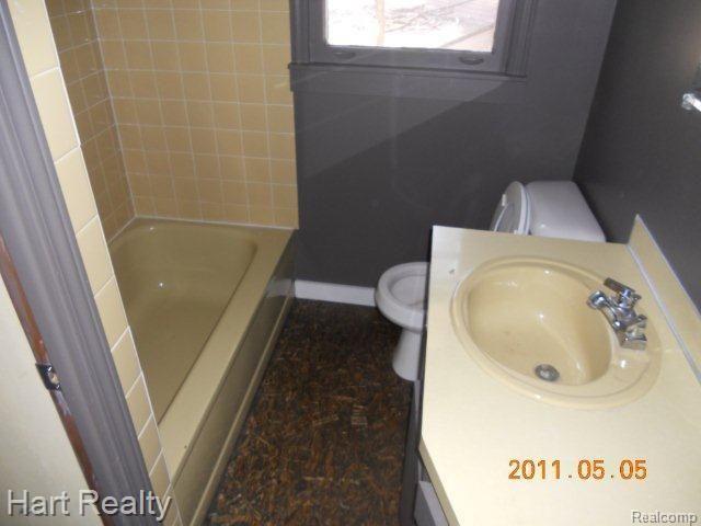 1474 Port Austin Road Port Austin, MI 48467 - Photo 3 of 20 apartment 2