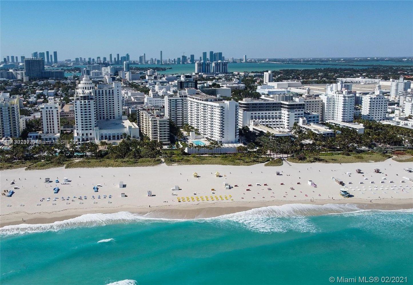 a view of building with outdoor space