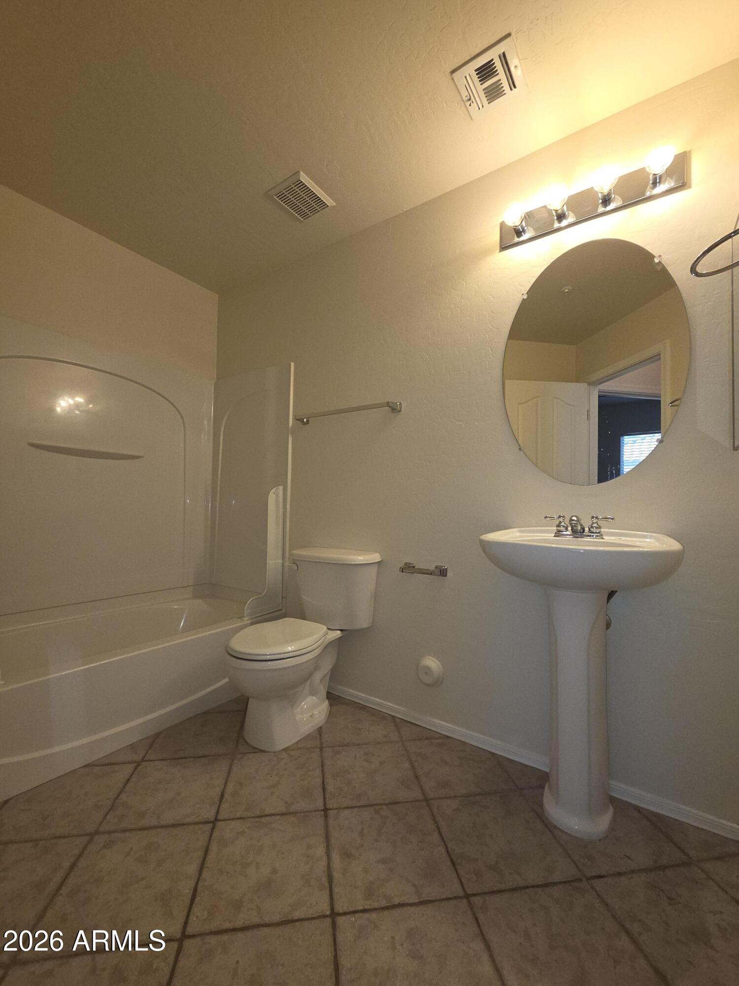 426 North Oak Street Gilbert, AZ 85233 - Photo 8 of 12 20260323_113546