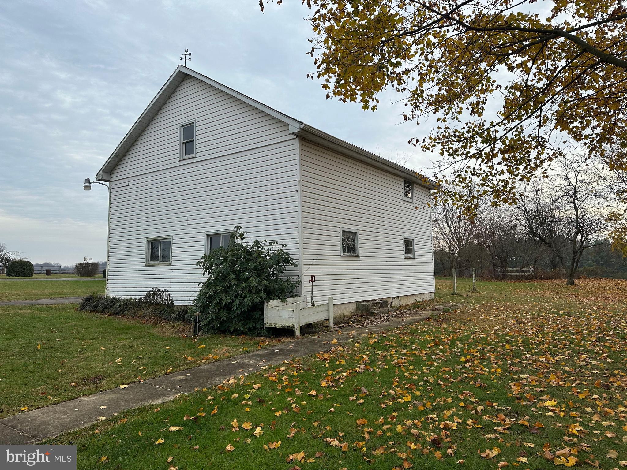 4847 Homeville Road Cochranville, PA 19330 - Photo 33 of 36 a backyard of a house