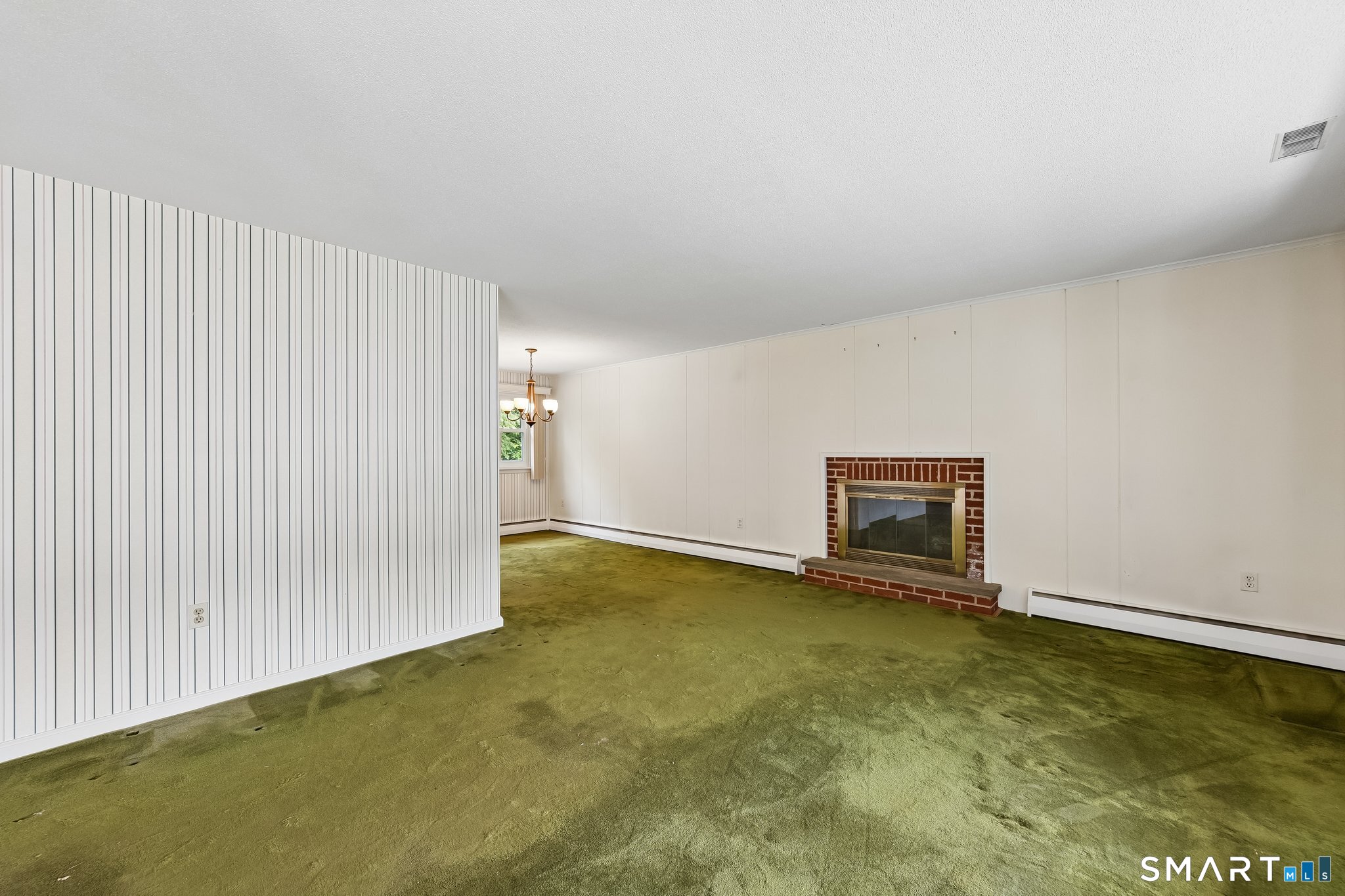 29 Collier Circle Hamden, CT 06518 - Photo 15 of 32