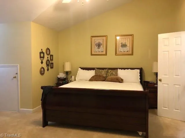 $2,400 | 6300 High View Road, Greensboro, NC 27410