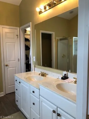 $2,400 | 6300 High View Road, Greensboro, NC 27410