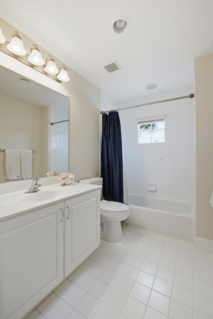 7850 Red Mahogany Road Boynton Beach, FL 33437 - Photo 16 of 63 2nd Bath