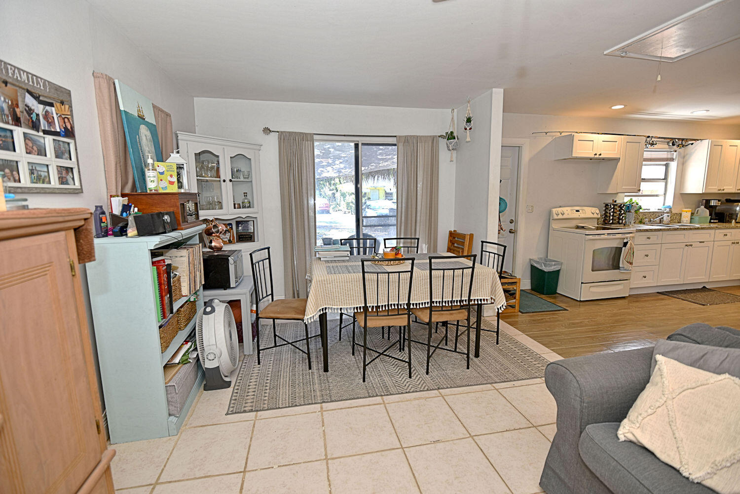 1781 Redbank Road North Palm Beach, FL 33408 - Photo 19 of 20 DSC_4751_Detail