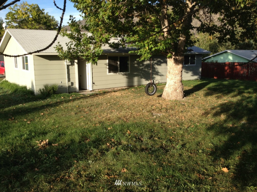 101 Montvue Street Riverside, WA 98849 - Photo 3 of 16