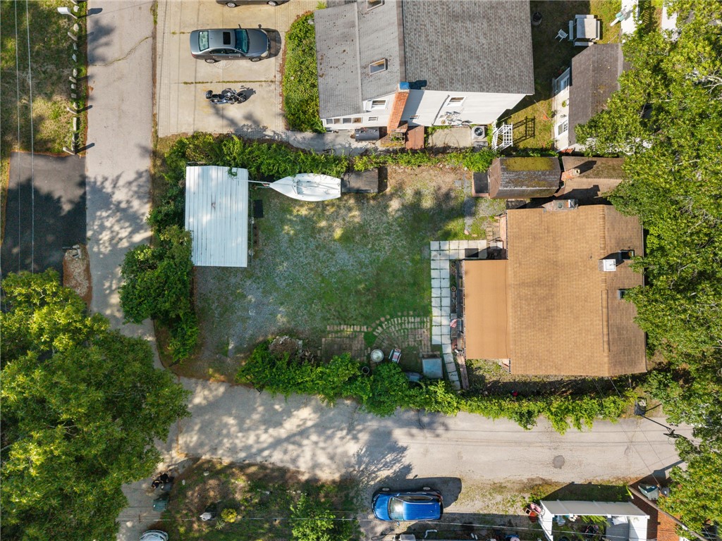 415 Shady Valley Road Coventry, RI 02816 - Photo 4 of 35 Gallery Image 4