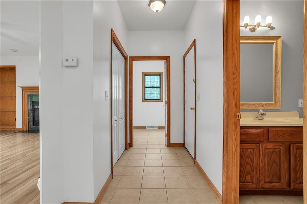 120 Alameda Road Butler, PA 16001 - Photo 9 of 50