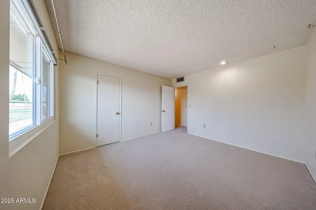 $195,000 | 10855 West Santa Fe Drive, Sun City, AZ 85351