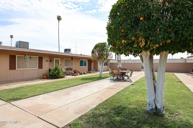 $195,000 | 10855 West Santa Fe Drive, Sun City, AZ 85351