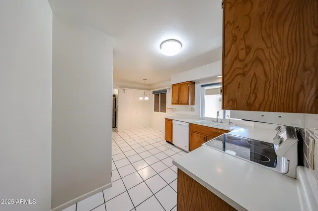 $195,000 | 10855 West Santa Fe Drive, Sun City, AZ 85351