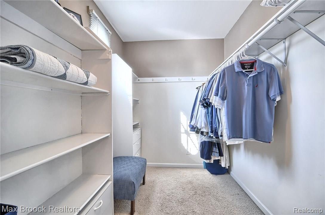 314 Belle Meade Road Troy, MI 48098 - Photo 26 of 37 Belle-WIC in Blue room.jpg