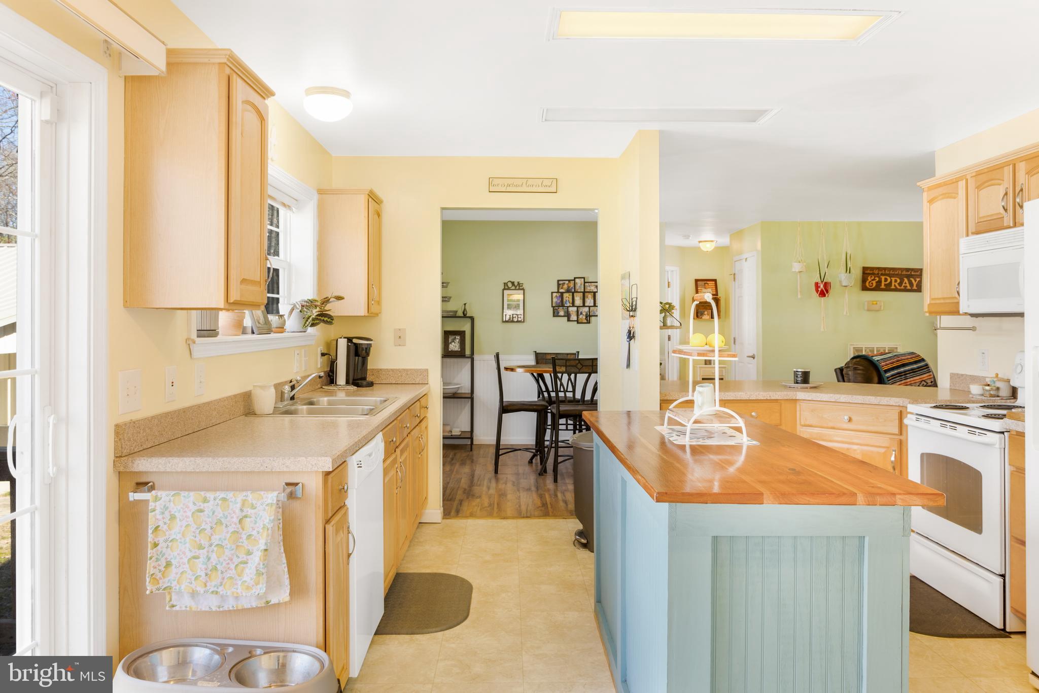 811 Long Point Road Hague, VA 22469 - Photo 6 of 30