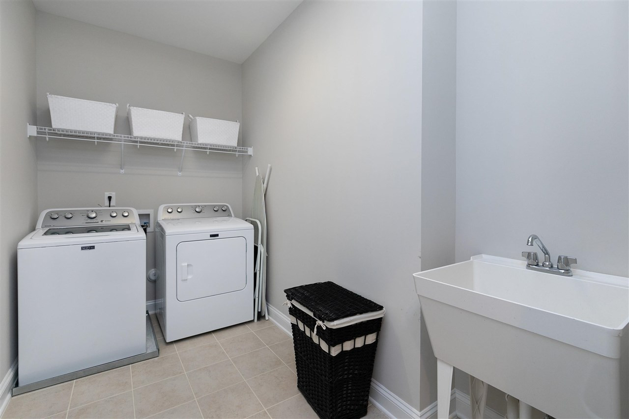 637 Fallon Grove Way Raleigh, NC 27608 - Photo 22 of 30 Photo 22
