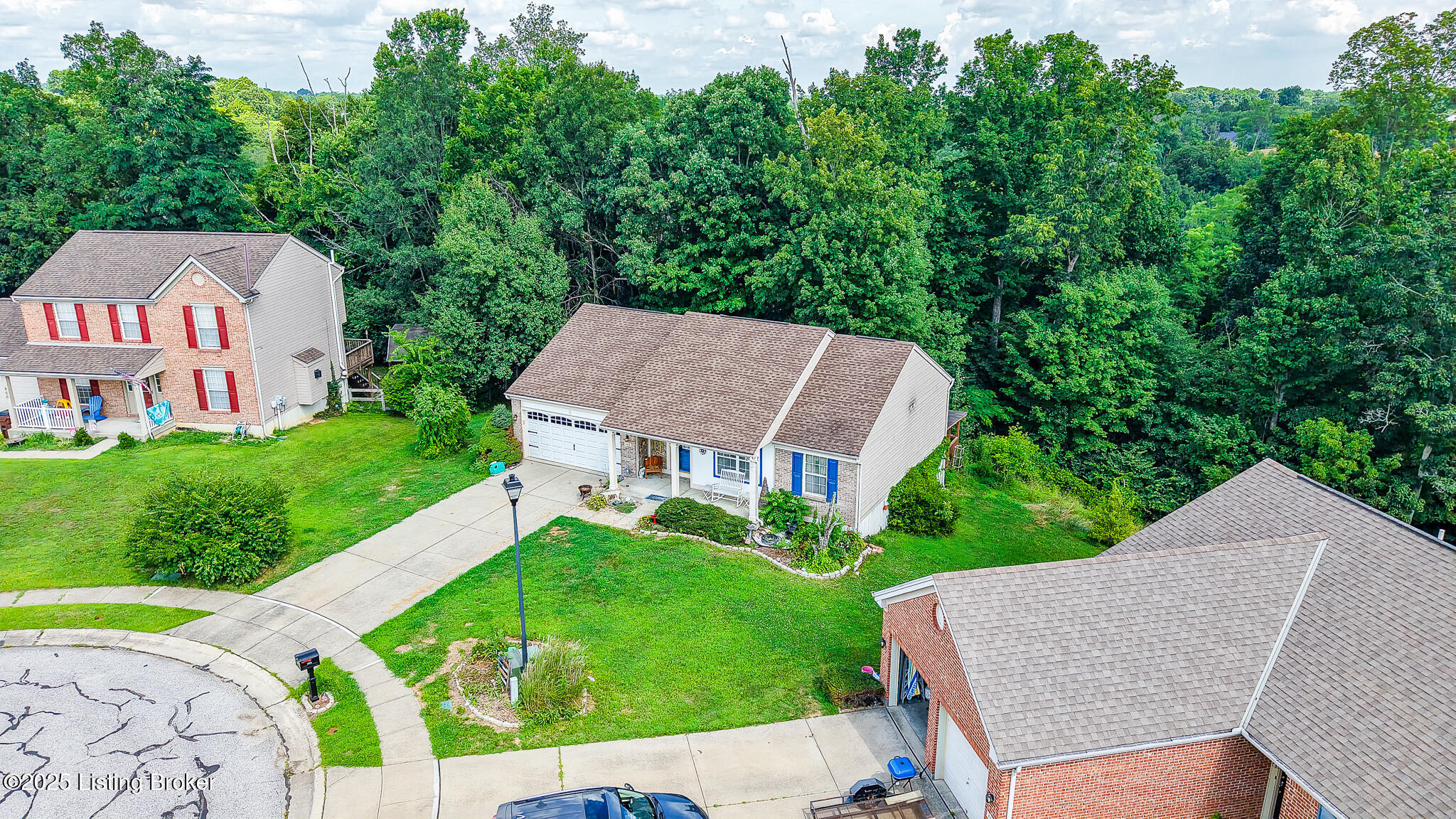 862 Ridgepoint Drive Independence, KY 41051 - Photo 3 of 30 862 Ridgepoint Dr 33