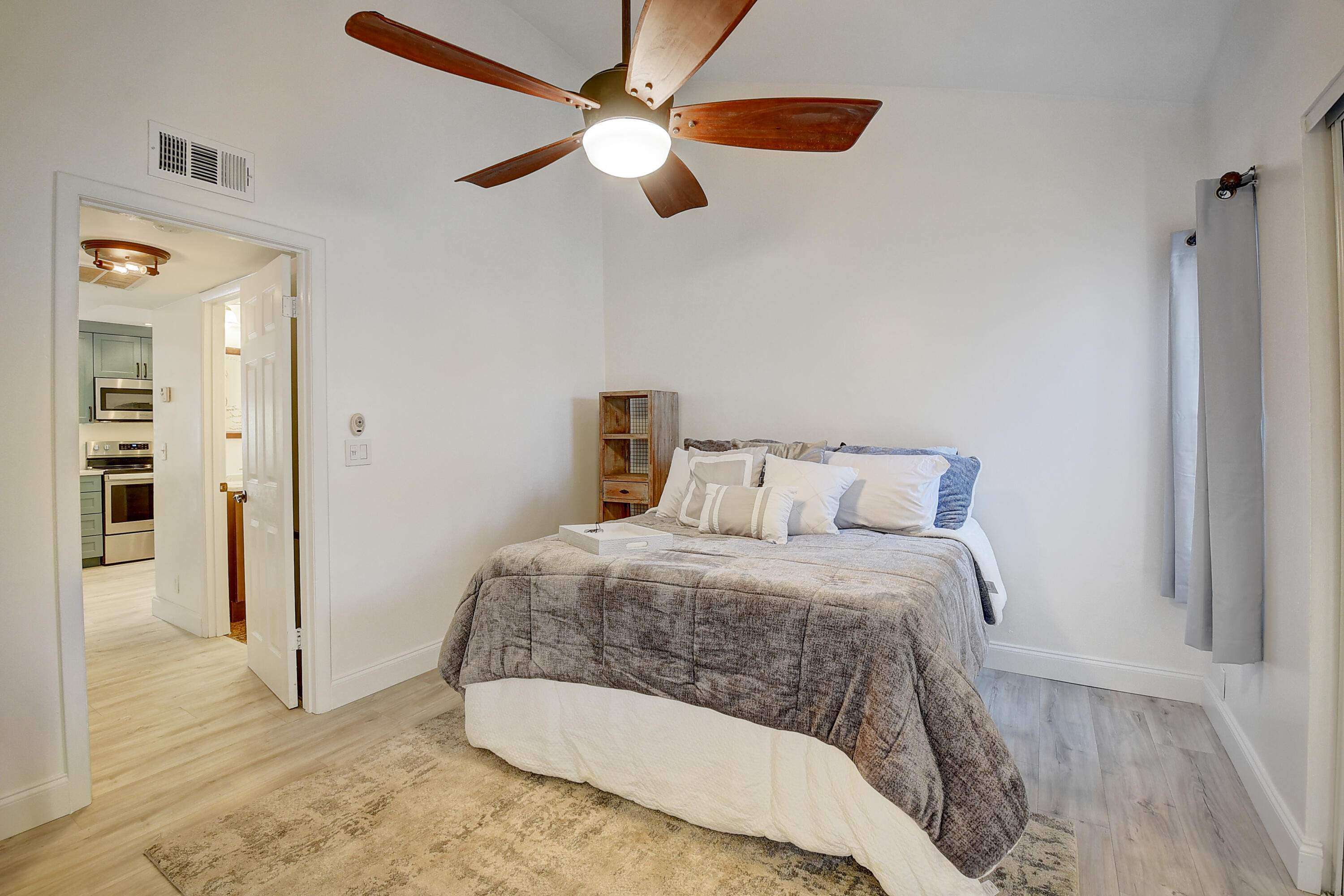 1189 Northwest 13th Street, Unit 3 Boca Raton, FL 33486 - Photo 12 of 20 23_dsc_6870_1_2_3_4