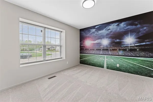 $330,000 | 690 Glen Eagle Drive, Troy, MO 63379