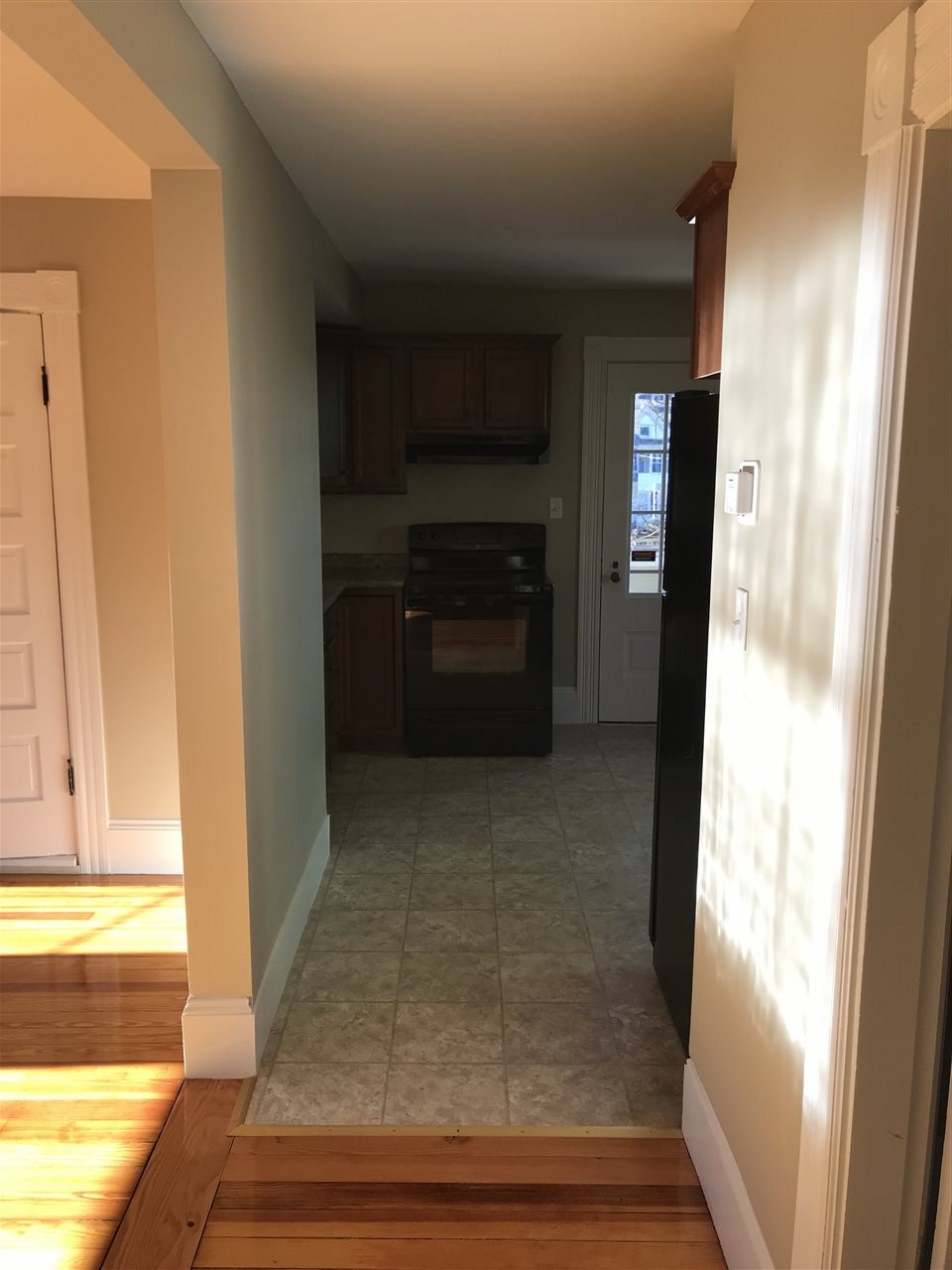 724 Maple Street Manchester, NH 03104 - Photo 14 of 32