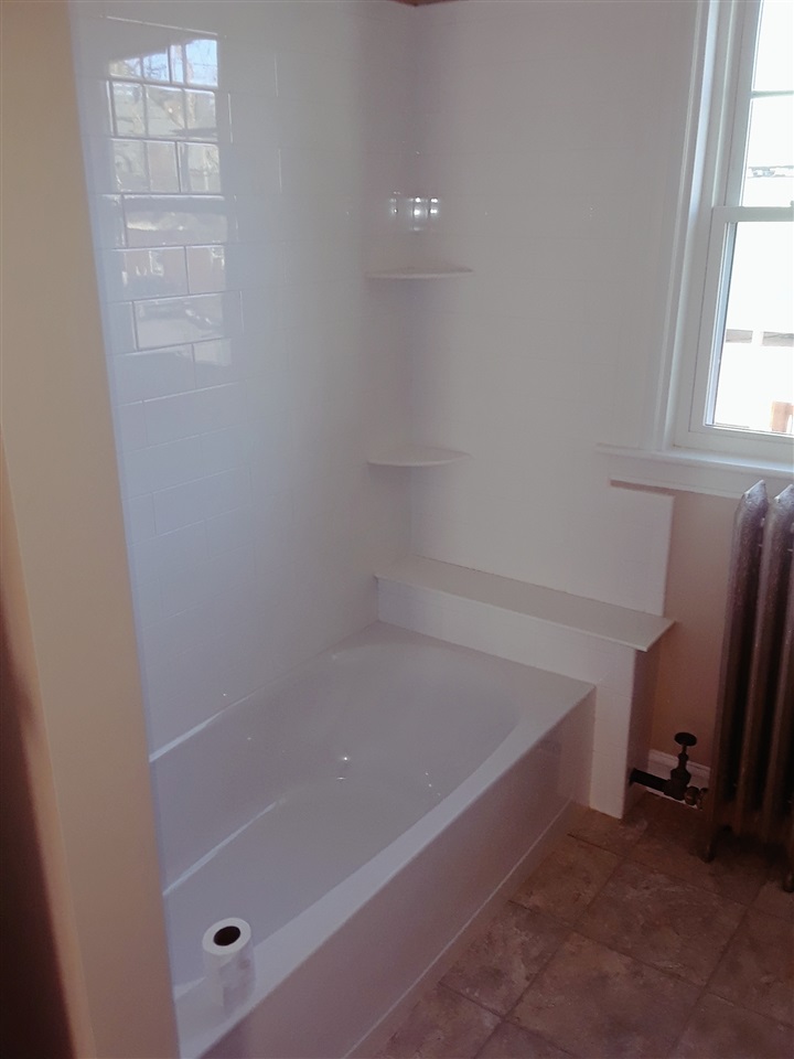 724 Maple Street Manchester, NH 03104 - Photo 24 of 32