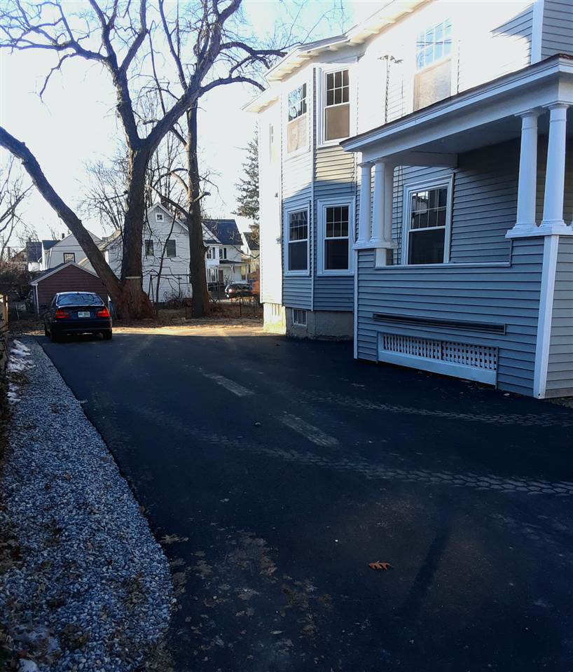 724 Maple Street Manchester, NH 03104 - Photo 30 of 32