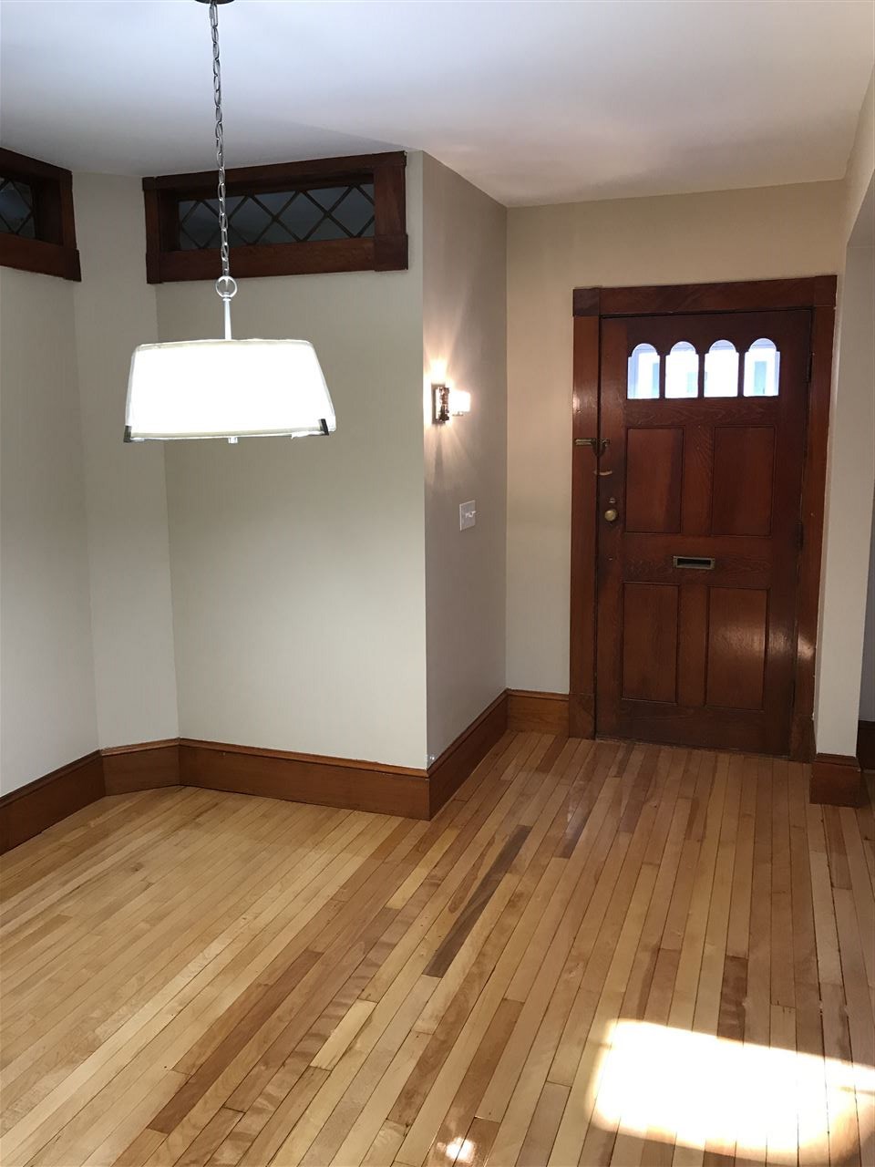 724 Maple Street Manchester, NH 03104 - Photo 6 of 32
