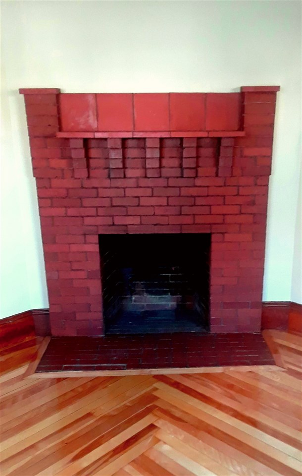 724 Maple Street Manchester, NH 03104 - Photo 7 of 32