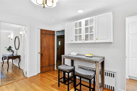 $1,349,000 | 3 Brompton Road, Garden City, NY 11530