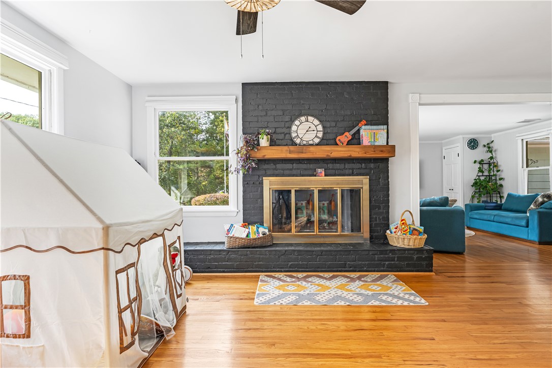 34 Highland Terrace Scituate, RI 02857 - Photo 13 of 38