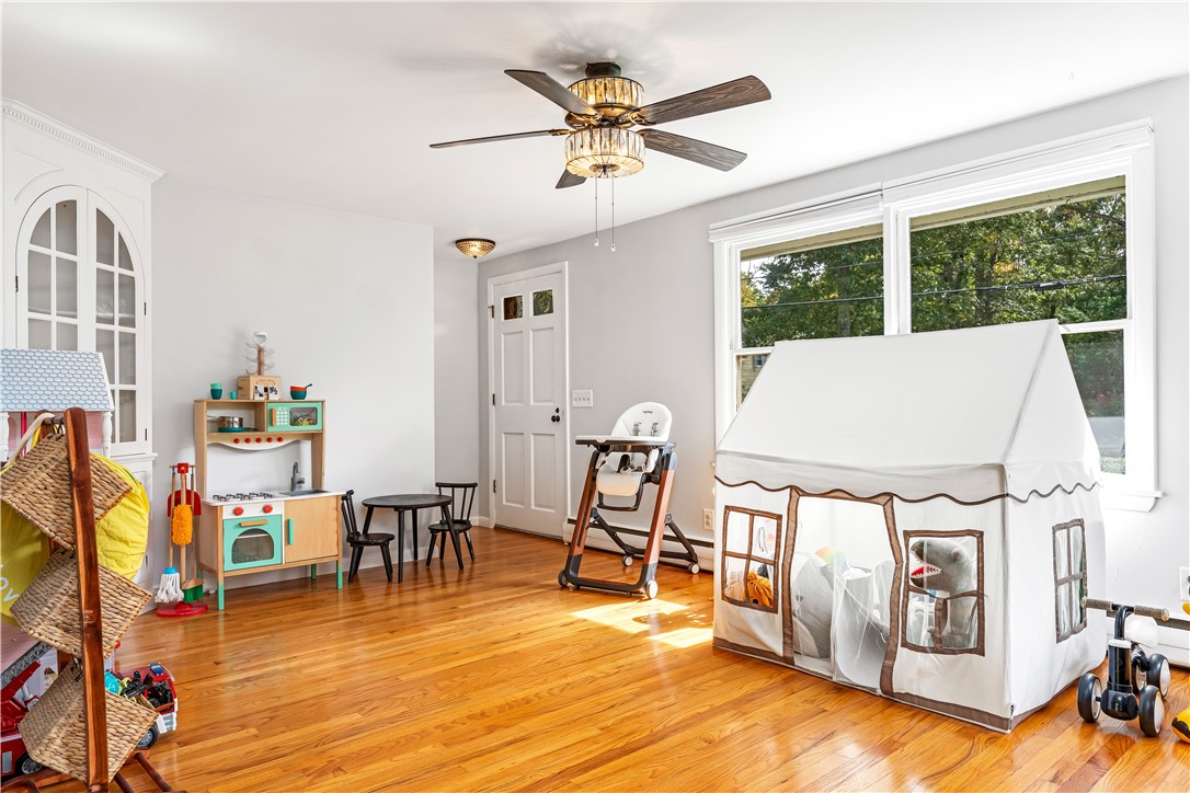 34 Highland Terrace Scituate, RI 02857 - Photo 14 of 38