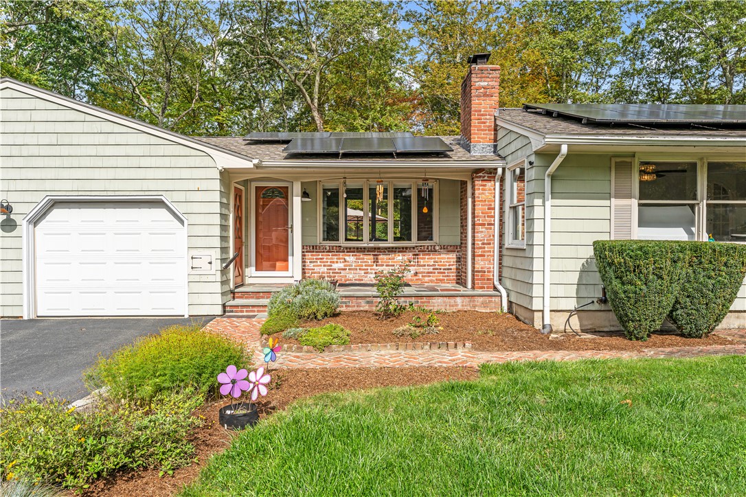 34 Highland Terrace Scituate, RI 02857 - Photo 3 of 38