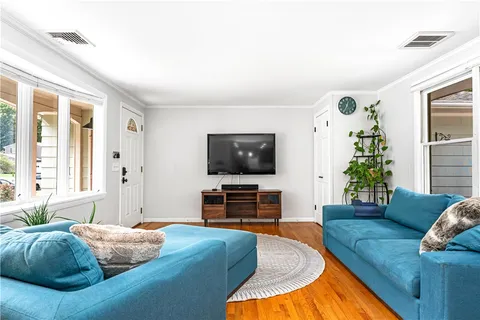 $575,000 | 34 Highland Terrace, Scituate, RI 02857