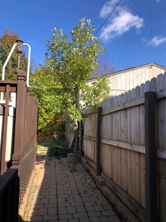 933 Horning Road Baldwin, PA 15236 - Photo 14 of 20 Courtyard