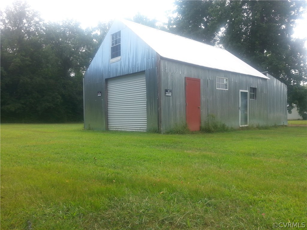 24938 Ferndale Road Petersburg, VA 23803 - Photo 13 of 14 Gallery Image 13