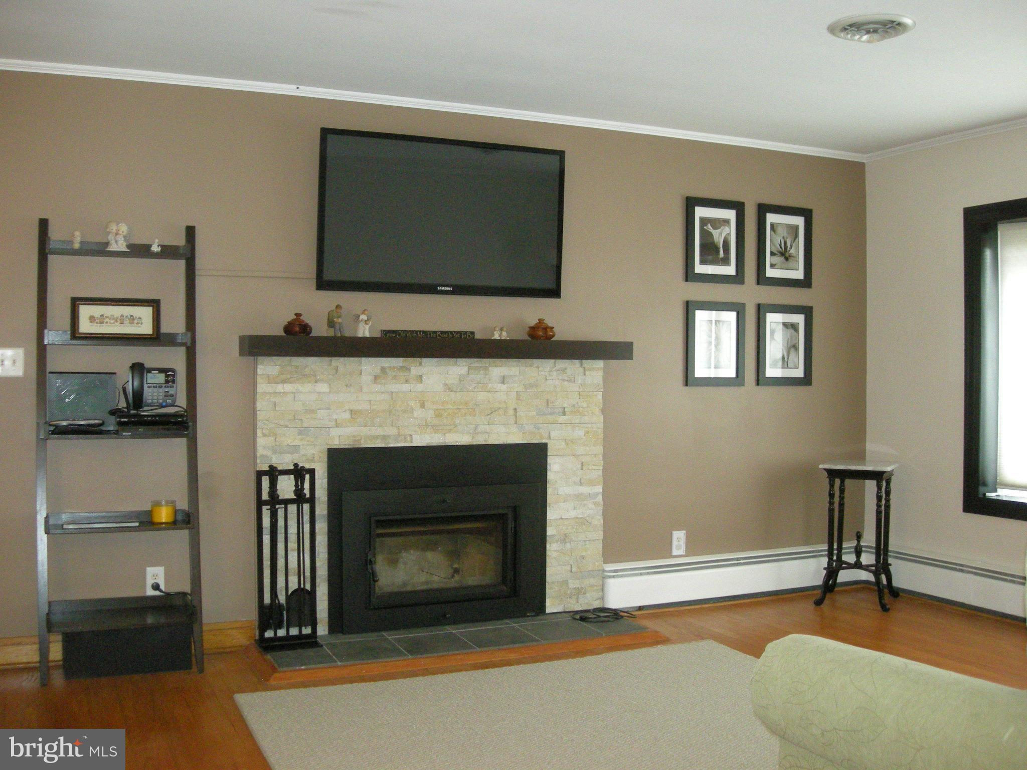 12118 Jerusalem Road Kingsville, MD 21087 - Photo 7 of 17 Living Room & Woodstove Insert