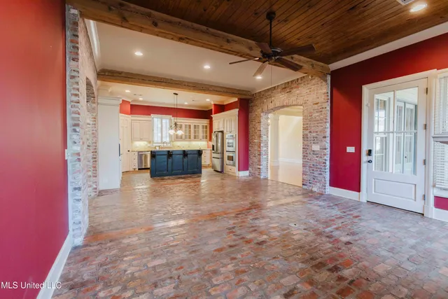 $615,000 | 115 Belle Terre Drive, Madison, MS 39110