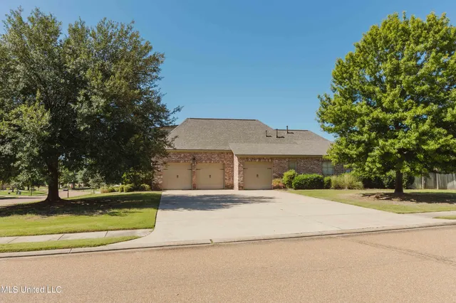 $615,000 | 115 Belle Terre Drive, Madison, MS 39110