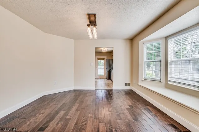 $649,000 | 2008 Ackmen Court, Bridgewater, NJ 08807